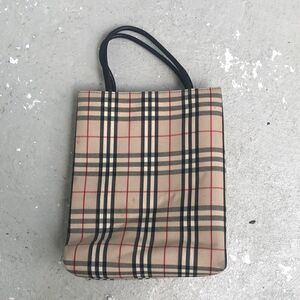 Burberry Sm all tote